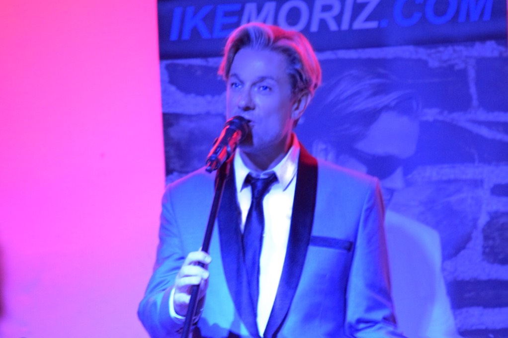Ike Moriz Valentines Day concert Strand Helderberg Somerset West swing jazz Sinatra Bublé Simone rat pack tribute hits springbok blues restaurant romantic wonderful evening show love swings thats life