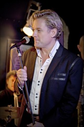 Ike Moriz Top Wedding singer band entertainment live at the Crypt Cape Town